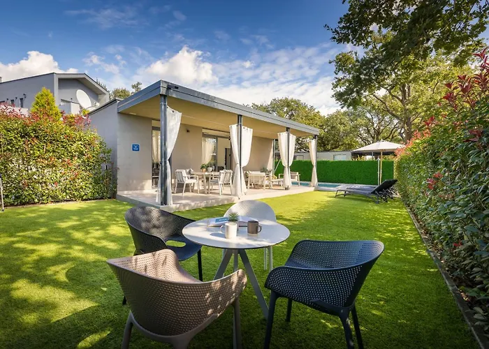Villa Barcolana By Villsy *