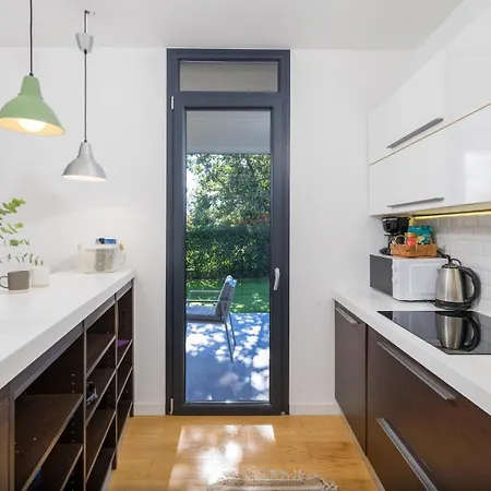 Vila Barcolana By Villsy Baderna